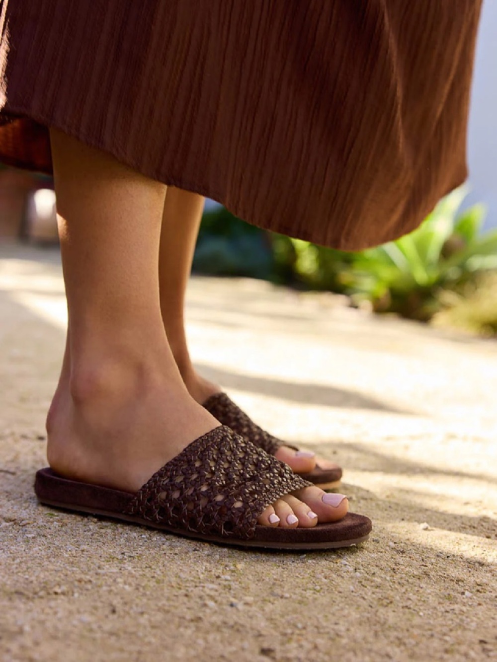 Woven Slide Sandals in Dark Brown